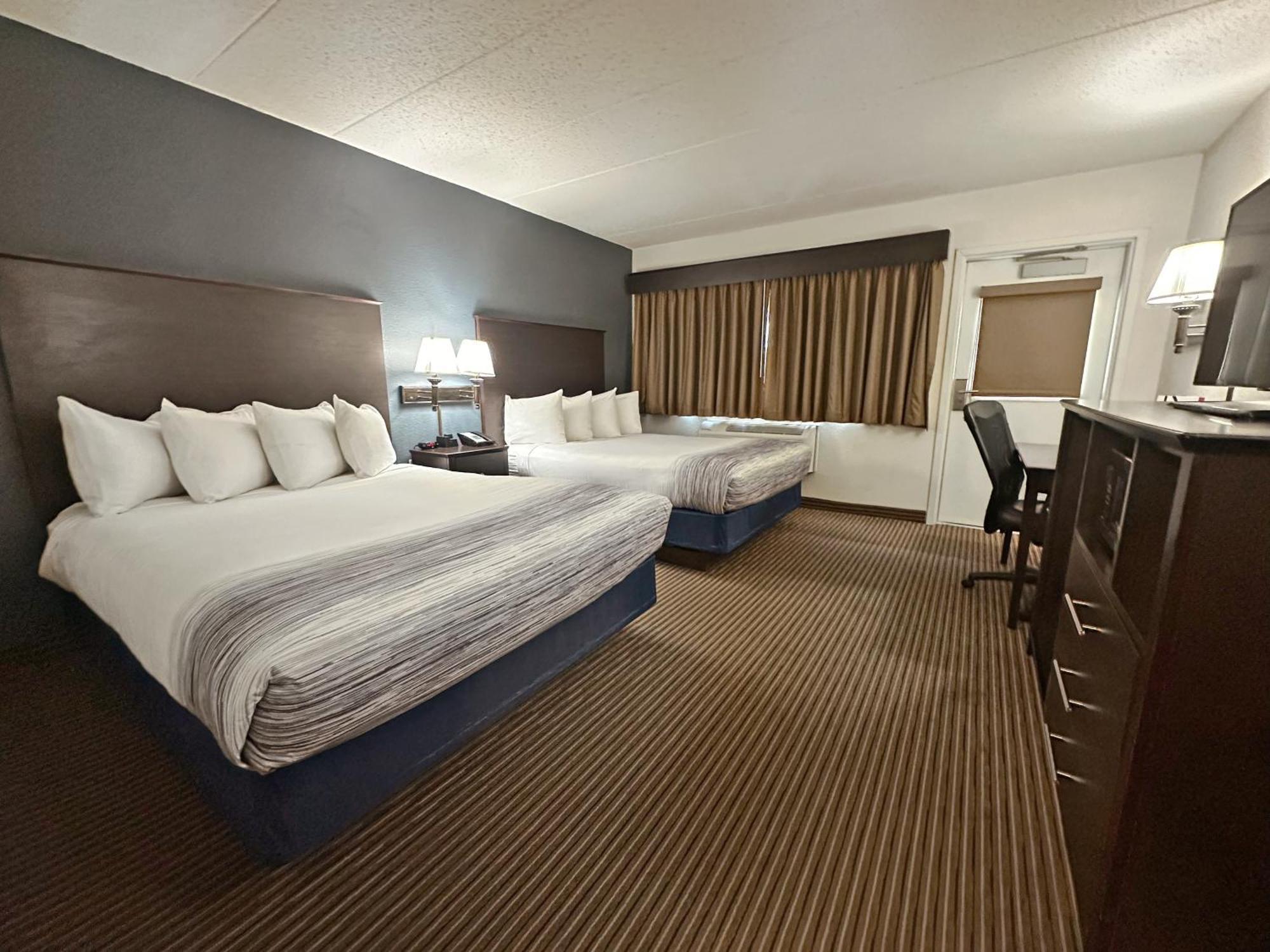 Americinn By Wyndham Menominee Εξωτερικό φωτογραφία